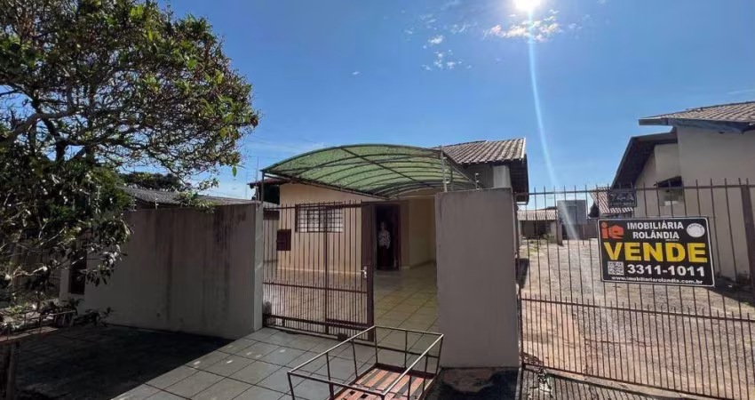 Casa/Área Comercial com 4 dormitórios à venda,  480m² de área por R$396.000 - Centro - Rolândia/PR