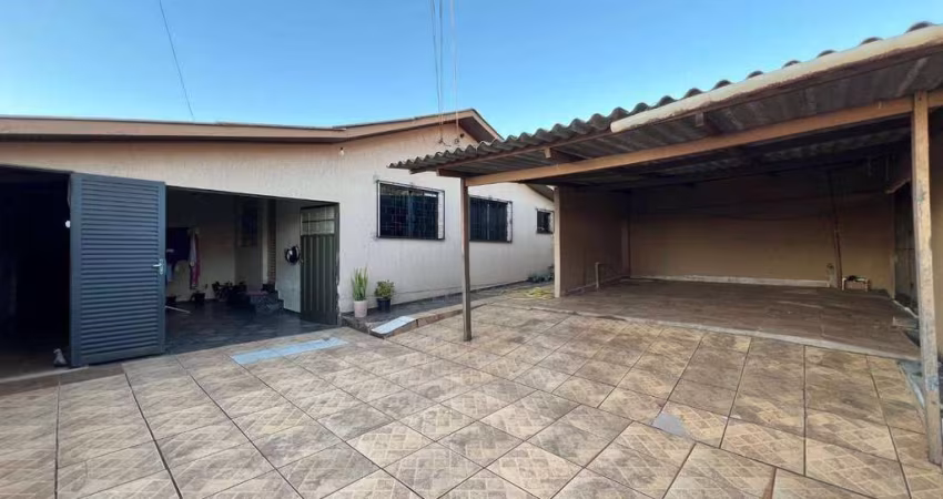 Casa com 4 dormitórios à venda, 200 m² por R$ 250.000 - Jardim Bandeirantes - Rolândia/PR