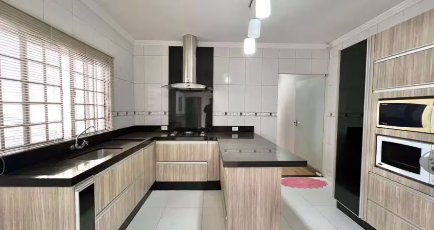 Casa semi-mobiliada com 2 dormitórios à venda por R$ 295.000 - Jardim Café II - Rolândia/PR