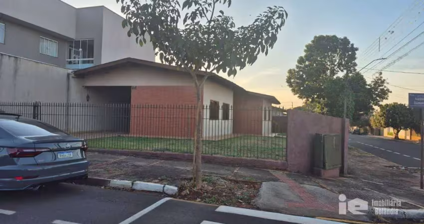 Casa comercial à venda no Centro, Rolândia 