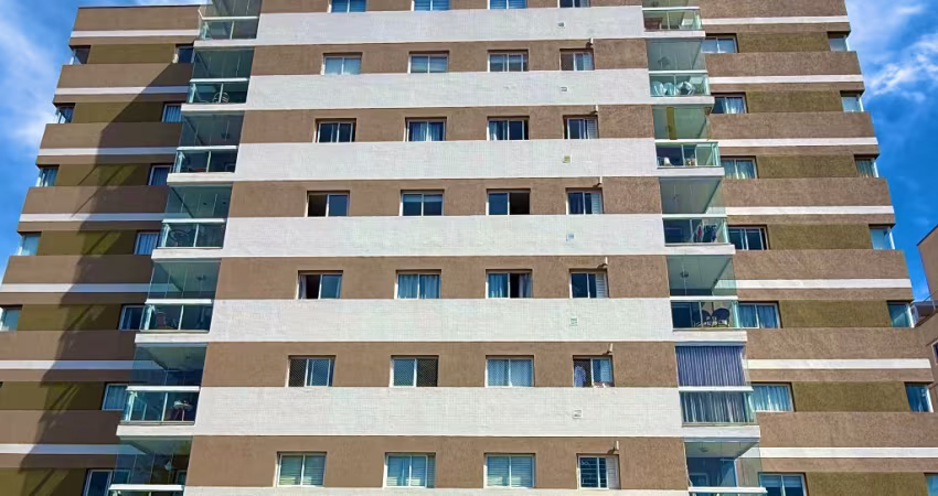 Apartamento à venda com 2 dormitórios sendo 1 suíte no Cristo rei. ( 1 vaga de garagem)