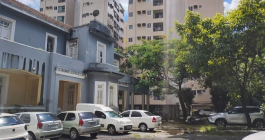 Vendo Apartamento  3 Quartos, Suíte, Ótima Localização