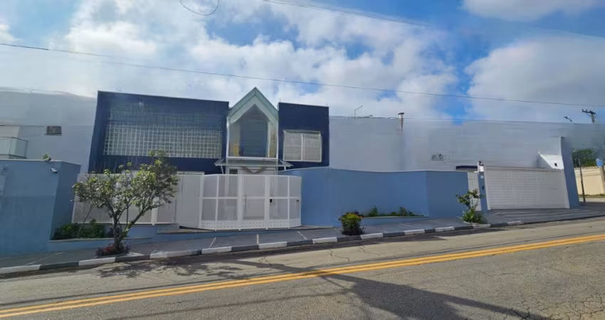 Casa de Altíssimo padrão no ponto mais valorizado do melhor bairro de Mogi das Cruzes