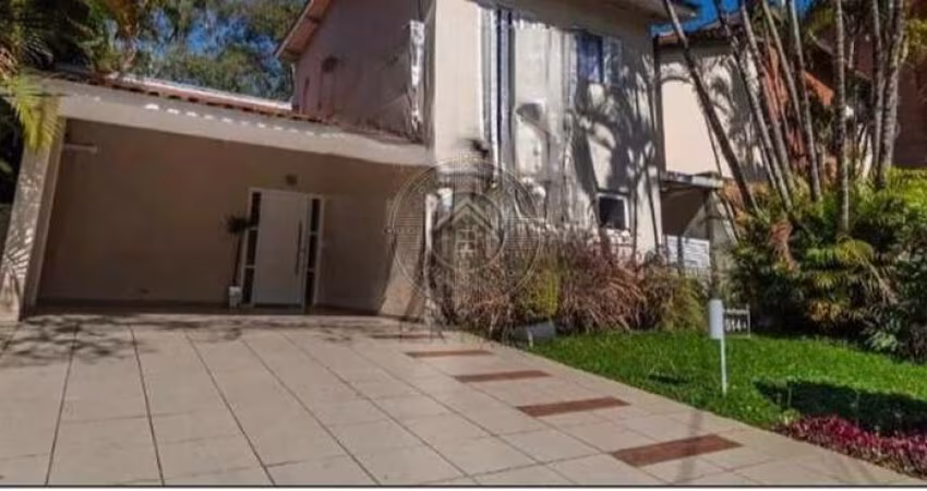 Residencial Alpha 05 - Casa com Estilo Sofisticado – Alphaville 05 | Santana de Parnaíba/SP
