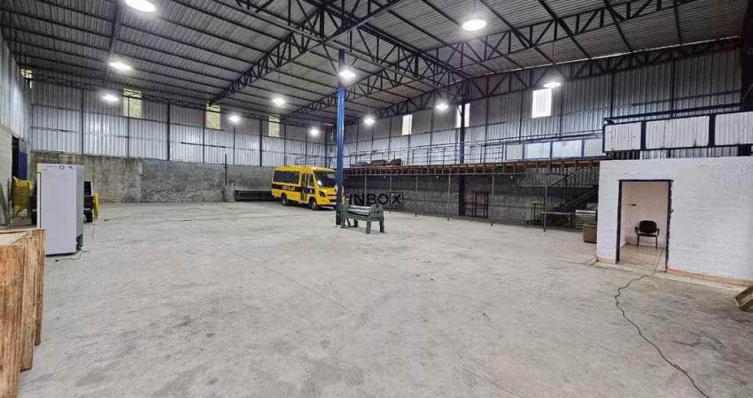 PAVILHÃO COM 650M² NO BAIRRO SÃO ROQUE NA CIDADE DE BENTO GONÇALVES
