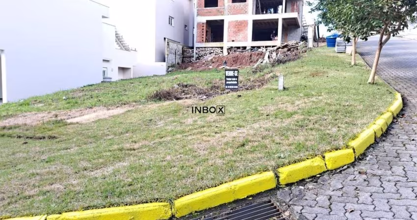 Inbox Cia Imobiliária vende terreno em condomínio fechado no bairro Verona em Bento Gonçalves