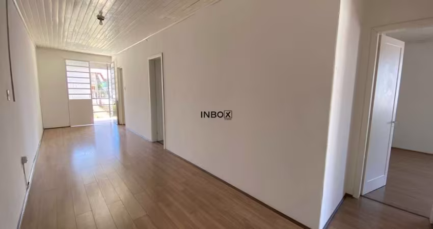 INBOX CIA IMOBILIÁRIA ALUGA - Sala comercial com 100 m² junto à Academia 26 Fit.