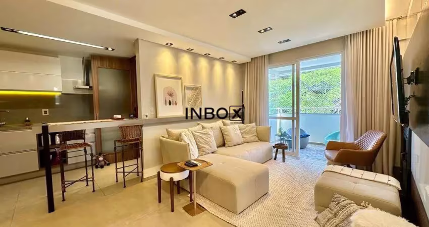 Inbox cia imobiliária vende - apartamento de três dormitórios semi-mobiliado em garibaldi.