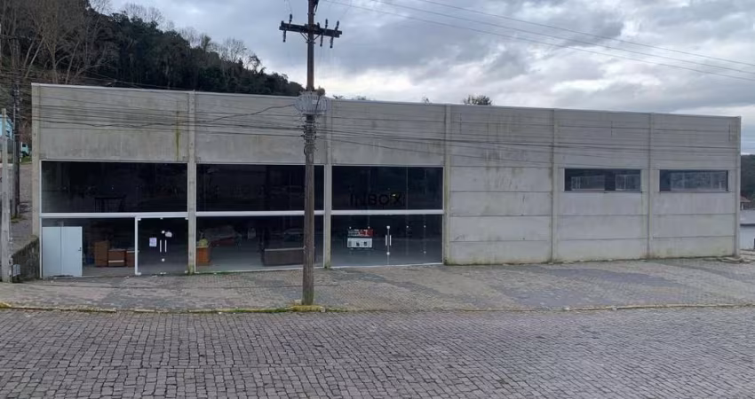 INBOX CIA IMOBILIARIA ALUGA, Ampla Sala Comercial no bairro Villa Nova em de Bento Gonçalves.