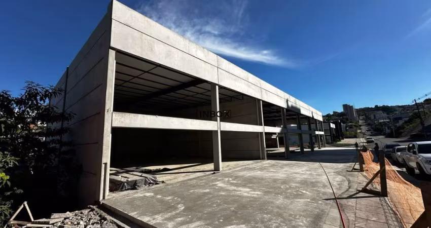 INBOX CIA IMOBILIÁRIA ALUGA - SALA COMERCIAL NO UNIVERSITÁRIO EM BENTO GONÇALVES.