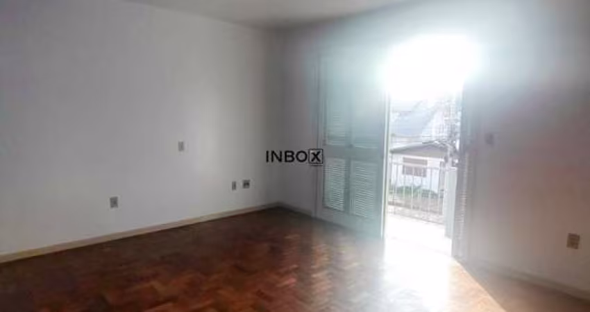 INBOX CIA IMOBILIÁRIA ALUGA - Casa Individual com três quartos no Bairro Progresso.