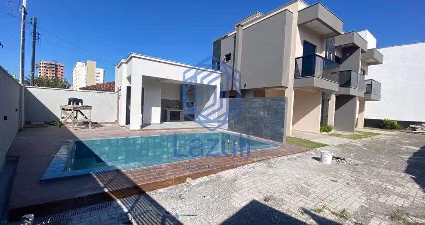Sobrado em condomínio fechado no bairro Gravatá em Navegantes SC