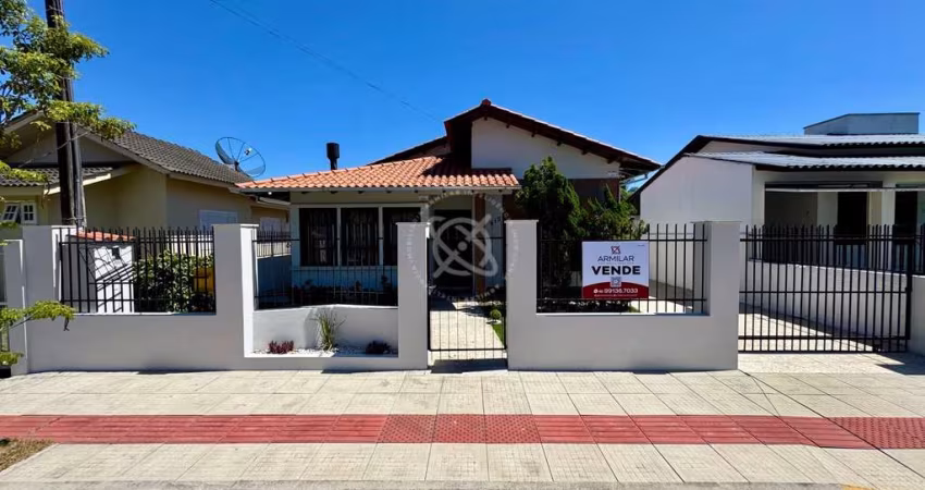 Casa Exclusiva próximo ao Angeloni