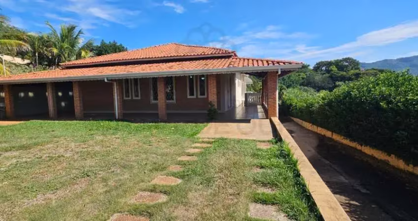 Casa para Venda em São Pedro, Botânico Mil, 6 dormitórios, 2 suítes, 2 banheiros, 5 vagas