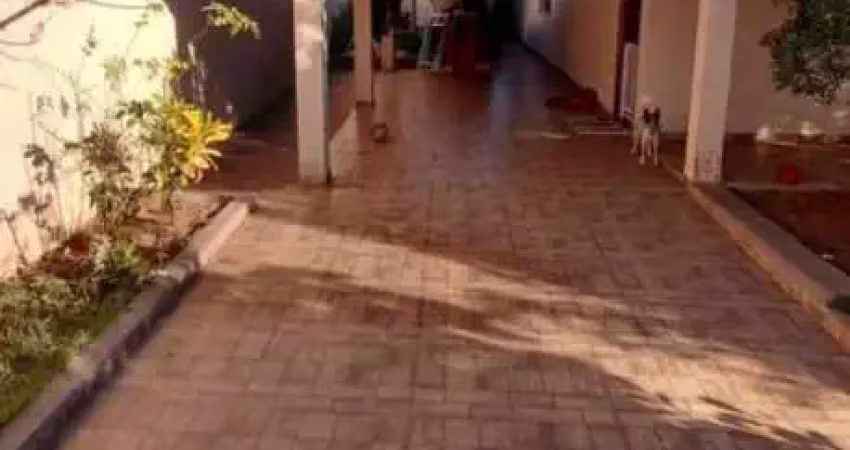 Casa para Venda em São Pedro, Vale do Sol, 3 dormitórios, 1 suíte, 1 banheiro, 4 vagas