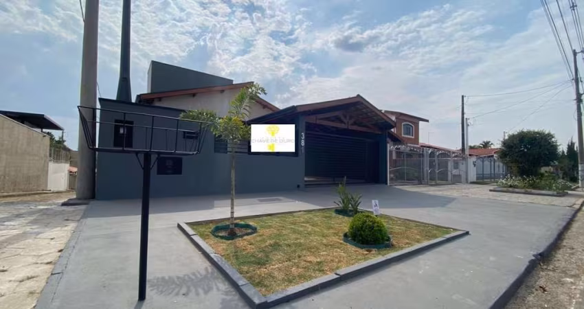 Casa para Venda em Águas de São Pedro, Jardim Iporanga, 3 dormitórios, 3 suítes, 2 banheiros
