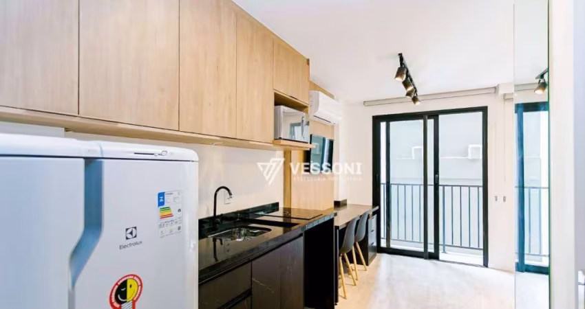 Studio Mobiliado |  Condominio Clube | 23 m² Privativos | Aluguel de R$ 2.100/mês - Centro - Curitiba/PR