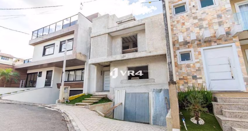Casa em condomínio | Pinheirinho | Personalização de acabamentos | 4 quartos | 4 vagas cobertas de garagem | 233m² privativos | R$1.250.000,00