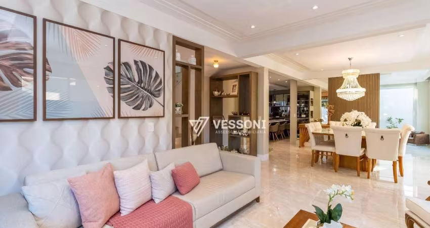 Casa impecável, não geminada em cond. fechado em Santa Felicidade, 3 dormitórios sendo 2 suítes, espaço gourmet, ático charmoso $2.500.000,00
