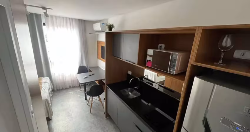 Studio para investimento em operação, 18 m² por r$ 320.000 - água verde - gestão housi
