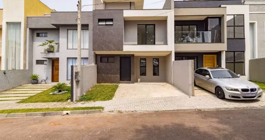 Sobrado em condomínio | fachada moderna | bairro pinheirinho | 124m² privativos + terraço | jacuzzi | infra para ar-condicionado | r$730.000,00