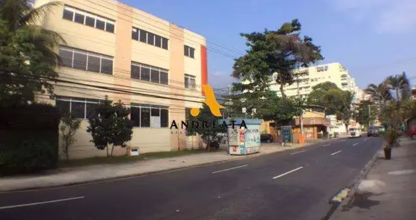 Prédio para alugar na Estrada do Bananal, 465, Jacarepaguá, Rio de Janeiro