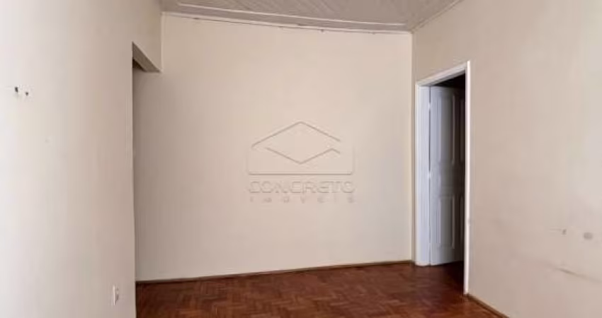 LINDA CASA COM 2 DORMITÓRIOS EM EXCELENTE LOCALIZAÇÃO