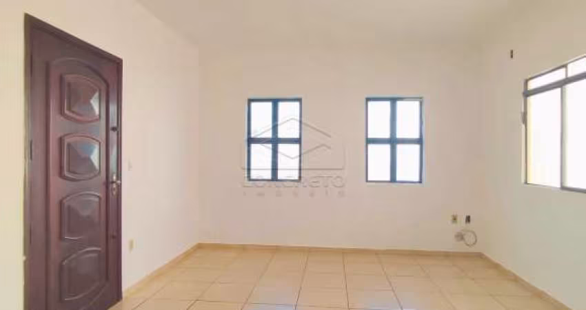 EXCELENTE RESIDÊNCIA COM 03 DORMITÓRIOS NA VILA FALCÃO