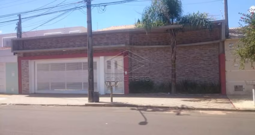 CASA COM PISCINA AQUECIDA NO JARDIM ESTORIL  II  PRÓX. À AV. COMENDADOR JOSÉ DA SILVA MARTHA