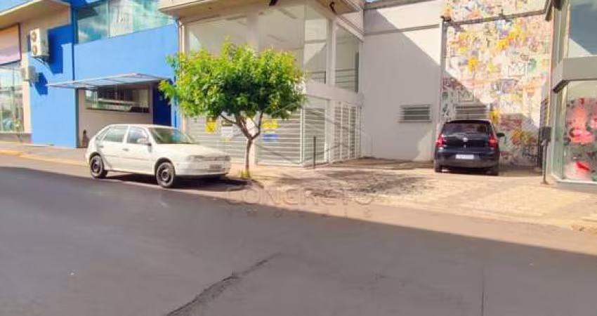 SALÃO COMERCIAL PRÓX. AO TAUSTE DA RIO BRANCO