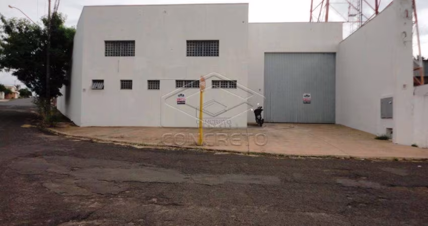 GALPÃO COM 550 M² COM FÁCIL ACESSO A RODOVIA
