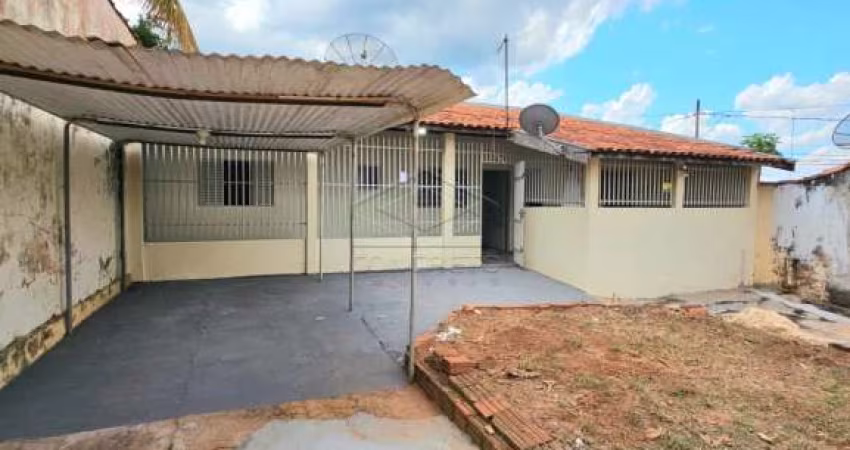 CASA COM 1 DORMITÓRIO PRÓX DO CENTRO