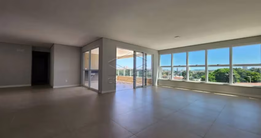 Apartamento com 3 quartos para alugar na Vila Assis, Jaú 