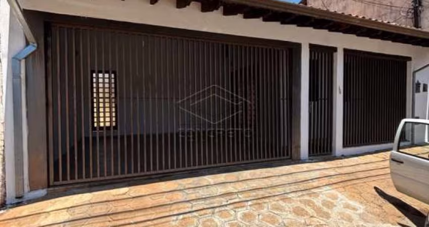 LINDA CASA NO BOSQUE DA SAUDE