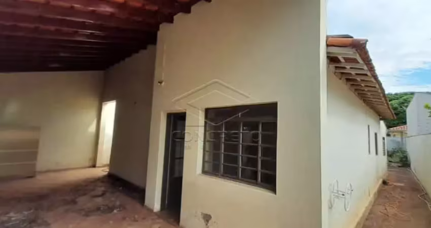 Casa com 3 quartos para alugar na Vila Nova Brasil, Jaú 