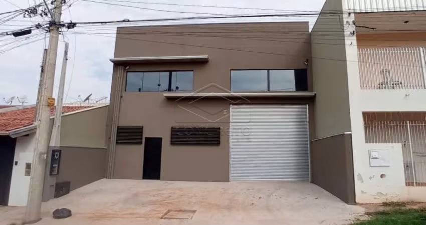 Barracão Disponível para Locação e Venda com 440M² no Jardim Jandira