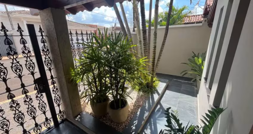 Casa com 3 quartos à venda no Jardim Village, Lençóis Paulista 