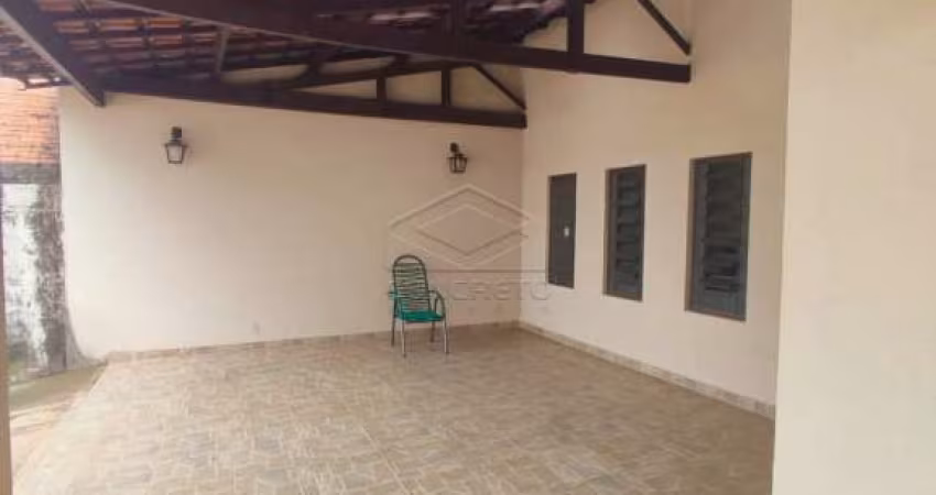 CASA COM 04 SUÍTES NA VILA INDUSTRIAL