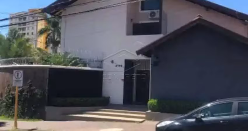 Sobrado Região do SHOPPING - RESIDENCIAL E/OU COMERCIAL!