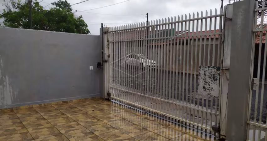 CASA AMPLA - 3 dorm, 1 suite, 3 vagas de garagem - Jardim Nova Esperança