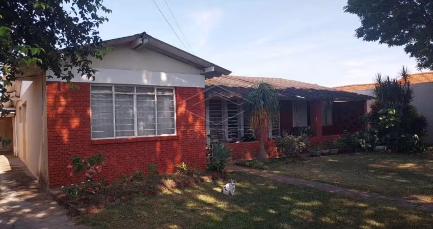 Casa com excelente localização - RESIDENCIAL / COMERCIAL