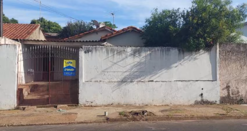 CASA COM 3 DORMITÓRIOS PRÓXIMO A AV. ELIAS MIGUEL MALUF, VILA DUTRA - BAURU/SP
