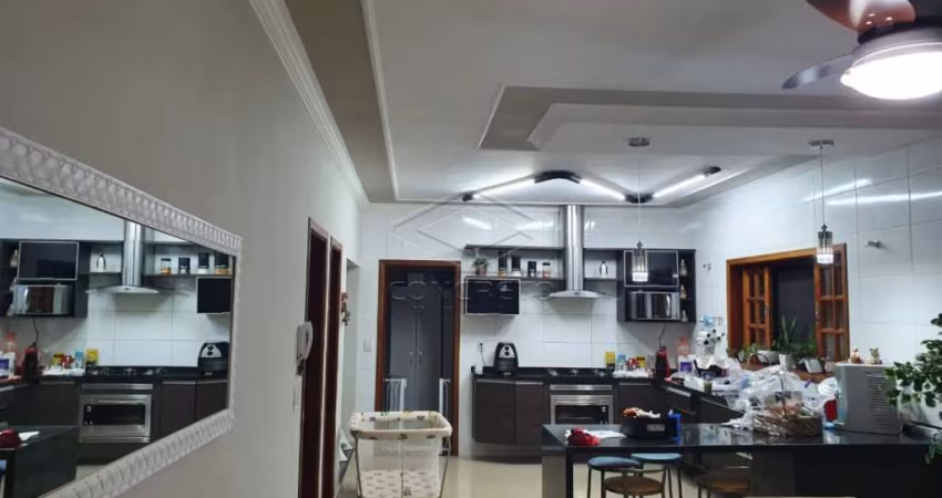 Casa Residência em Jaú
