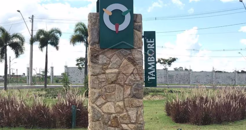 LOTE NO CONDOMÍNIO TAMBORÉ