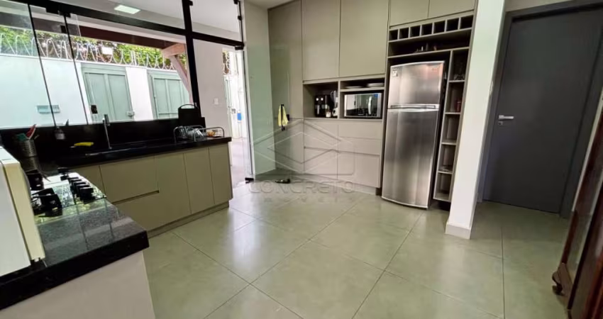 Casa Exclusiva Próxima à Avenida Getúlio Vargas - Localização Privilegiada em Bauru
