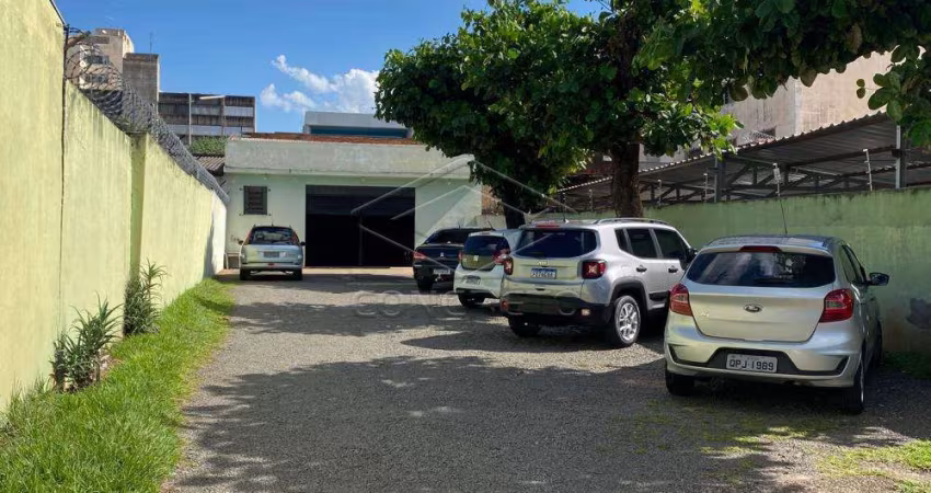 Imóvel Comercial à venda - Excelente para oficina estacionamento ou lavacar
