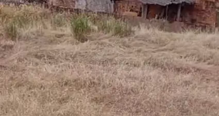 Casa à venda na Vila Nogueira, Botucatu 