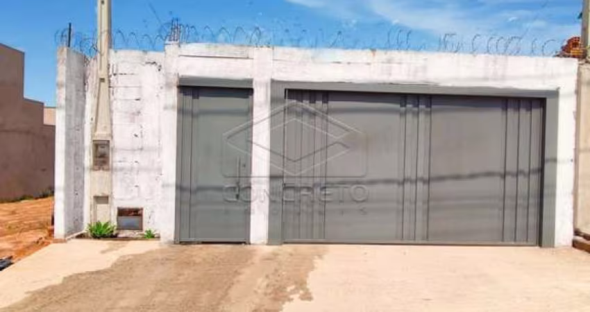 RESIDENCIA COM 02 DORMITÓRIOS, PRÓXIMO A AV. NAÇÕES NORTE