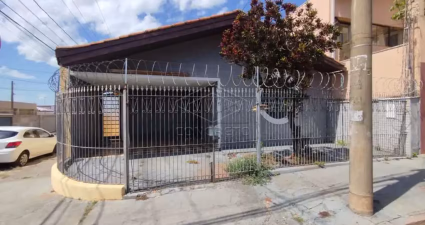 Casa Térrea com 3 Dormitórios - Jardim Bela Vista