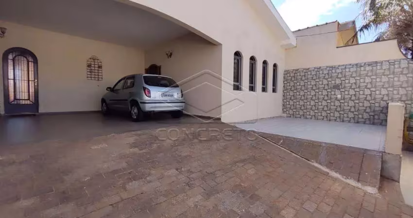 Casa com 3 quartos à venda na Vila Camargo, Bauru 